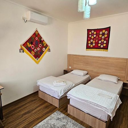 Hotel Mehribon Samarkand Buitenkant foto