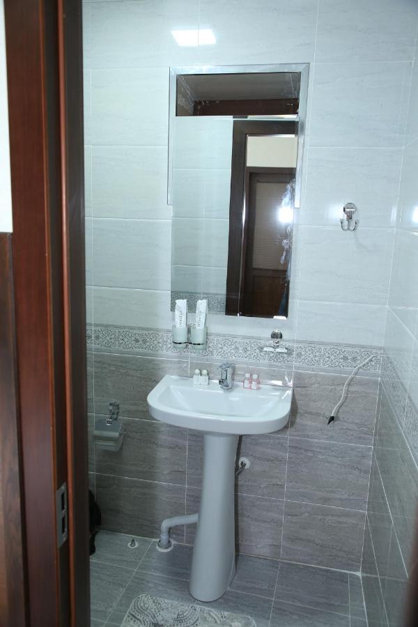 Hotel Mehribon Samarkand Buitenkant foto